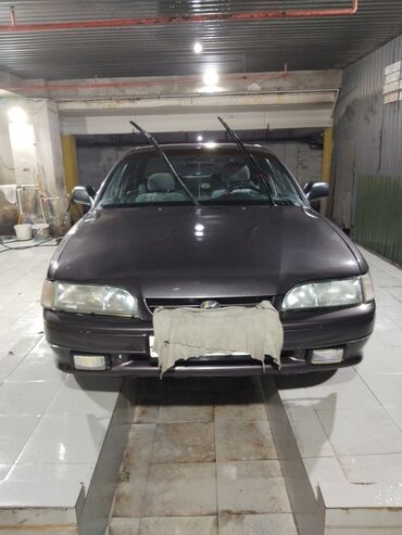 ford 8 1: Hyundai Sonata: 1.8 l | 1996 il Sedan