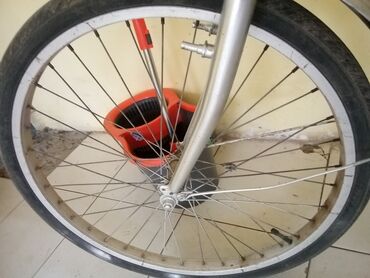 Şəhər velosipedləri: Şəhər/kruiyer tipli velosiped - Rəng: mavi-gümüş qarışığı - Aşağı — 3