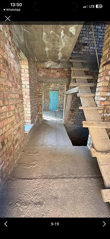 Продажа коттеджей и домов: Продаётся дом в районе нового стадиона, Бишкек. Основные параметры: - — 12