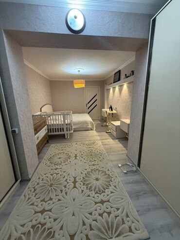 Qonaq otağı dəstləri: Divan, Kredit yoxdur — 11