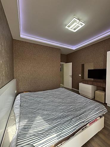 Mənzil kirayələyirəm: İcarəyə verilir 2 otaqlı yeni tikili 65 m², Ağ şəhər q. Kateqoriya — 9