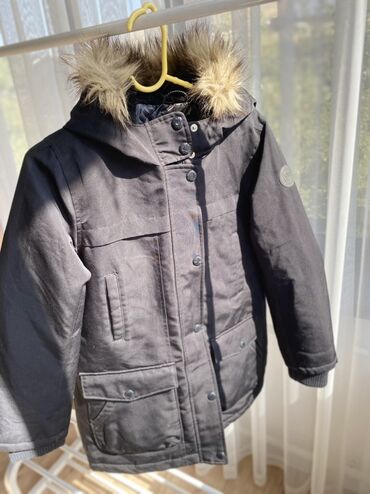 продаю детскую куртку: Детская зимняя парка GAP Kids - Размер на ярлыке: L - Линейка