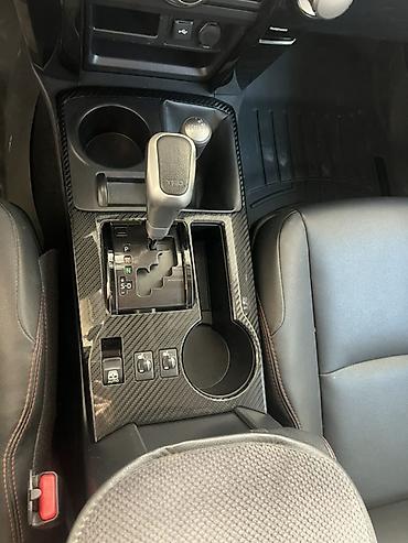 off roud: Toyota 4Runner: 2019 г., 4 л, Автомат, Бензин, Внедорожник — 9