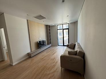 Uzunmüddətli kirayə mənzillər: Sea Breeze Marina Village 2 otaqli ev kiraya verilir. Duş kabini – — 1