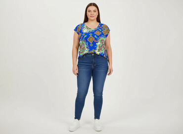 Blouses: Women's blouse, size 2XL