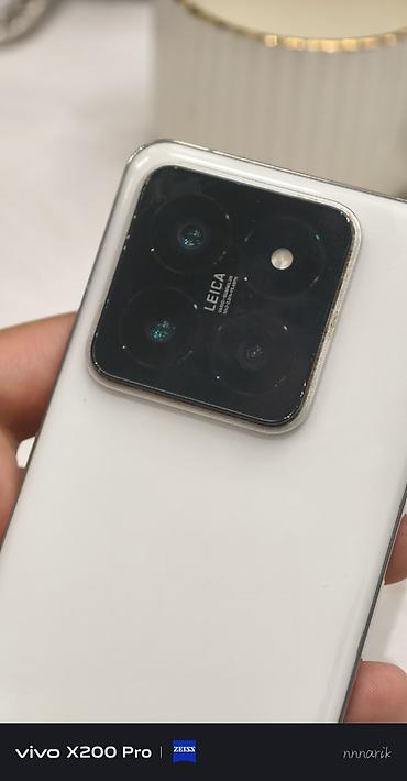 ace pro: Xiaomi, 14 Pro, Б/у, 256 ГБ, цвет - Белый, eSIM — 4