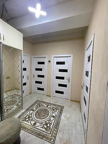 Квартиры: 3 otaqlı mənzil – geniş dəhliz və açıq balkon - Planlaşdırma: 3 ayrı — 3