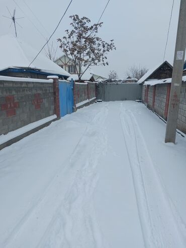 дом в котором купить бишкек: Дом, 70 м², 3 комнаты