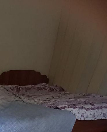 двух спальные кровати: Двуспальная кровать, Б/у, С ящиком для хранения, длина - 200 см — 2