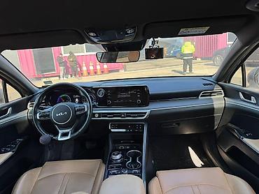 Kia: Kia K5: 2022 г., 2 л, Вариатор, Гибрид, Седан — 9