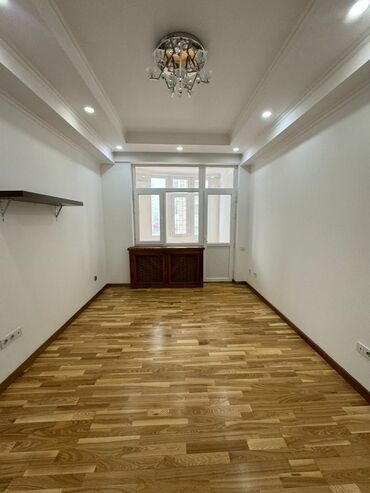 Продажа квартир: 3 комнаты, 139 м², Элитка, 4 этаж