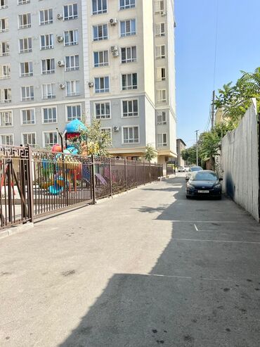 помещение под хостел: Продаю Офис 192 м², С ремонтом, С мебелью, Многоэтажное здание, 1 этаж