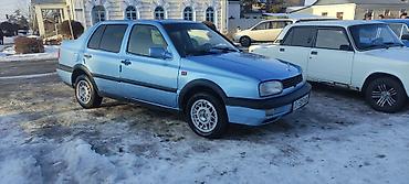 Volkswagen: Volkswagen Vento: 1993 г., 1.8 л, Механика, Бензин, Седан — 2
