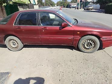 sr group: Mitsubishi Galant: 1992 г., Механика, Седан — 4