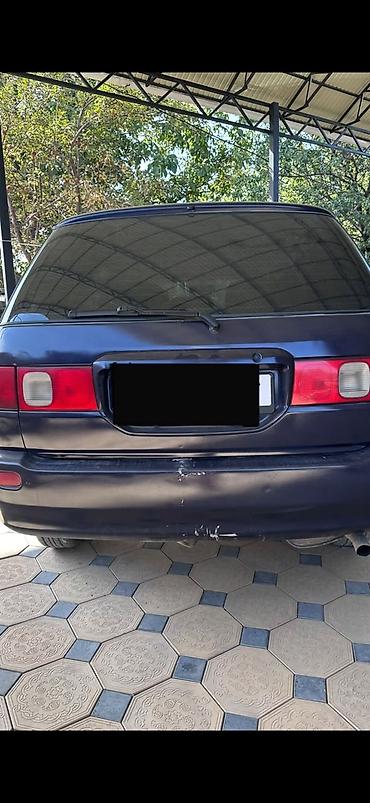 минивен левый: Toyota Ipsum: 1998 г., 2 л, Автомат, Бензин, Минивэн — 7
