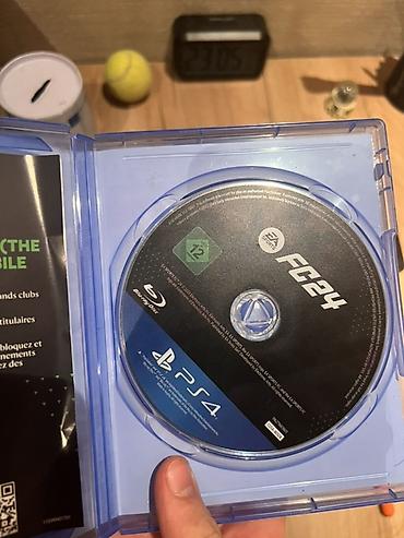 pes 2018 ps 4: EA Sports FC 24 – PS4 disk versiyası Məzmun və xüsusiyyətlər: - Rəsmi — 3