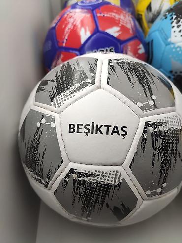 futbol corab: Futbol topu. Made in Pakistan. Metrolara və şəhərdaxili çatdırılma var — 8
