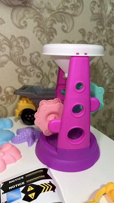 Игрушки: Набор игрушек для песочницы и воды с мельницей В комплекте: - — 6