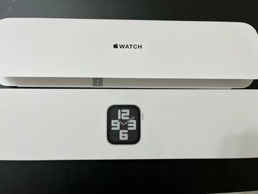 часы апл: Продам оригинальные смарт часы Apple Watch Series SE - 40MM 2023