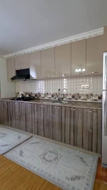 Həyət evləri və villaların satışı: Bakıxanovda 1.4 sotda 3 otaqlı həyət evimi satıram, hər bir şəraiti -da lalafo.az — 10 Həyət evləri və villaların satışı: Bakıxanovda 1.4 sotda 3 otaqlı həyət evimi satıram, hər bir şəraiti — 10