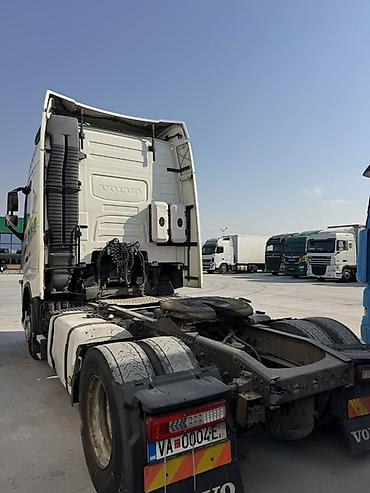 6 139 7: Тягач, Volvo, Без прицепа — 3