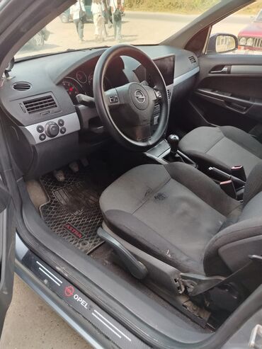 Opel: Opel Astra: 1.4 l | 2005 il 259751 km Universal — 5