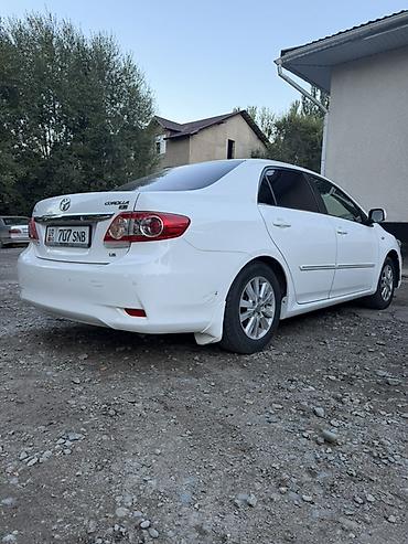 марк два: Toyota Corolla: 2011 г., 1.8 л, Автомат, Бензин, Седан — 3