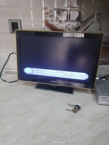 gitara tuner: Tv pultu var tunerin pultu yoxdu ünvan ehmedli neapol dairəsi