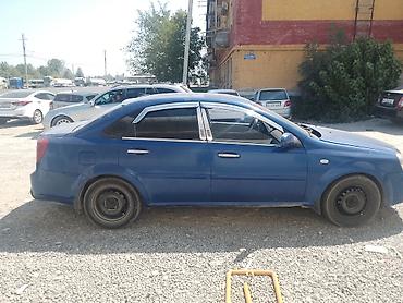 daewoo l: Chevrolet Lacetti: 2008 г., Седан — 4