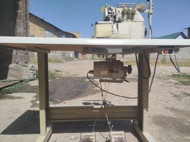 Швейные машины: Швейная машина Китай, Оверлок, Полуавтомат at lalafo.kg Швейные машины: Швейная машина Китай, Оверлок, Полуавтомат