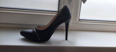 свадебные каблуки: Туфли 36, цвет - Черный
