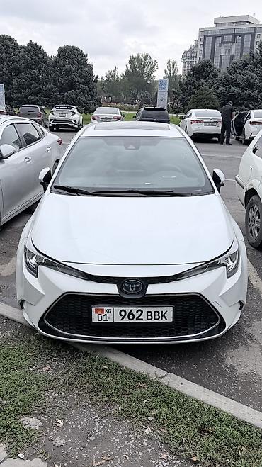 Продажа авто: Toyota Levin: 2021 г., 1.8 л, Автомат, Гибрид, Седан — 1