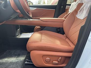 продать аварийный авто после дтп: Changan : 2026 г., 1.5 л, Гибрид, Кроссовер — 9