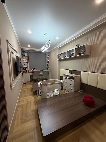 Продажа квартир: 3 комнаты, 105 м², 2 этаж — 7