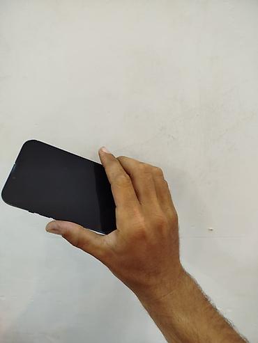 Apple iPhone: IPhone 13, 128 GB, Qara, Simsiz şarj — 11
