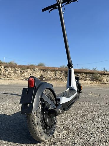 segway 10: İşlənmiş Elektrik samokat 10", 351 - 500 Vt, 26 - 35 km/s, Ünvandan götürmə — 3