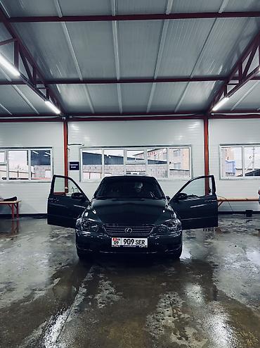 гаражные распродажа: Lexus IS: 2003 г., Автомат, Бензин, Седан — 10