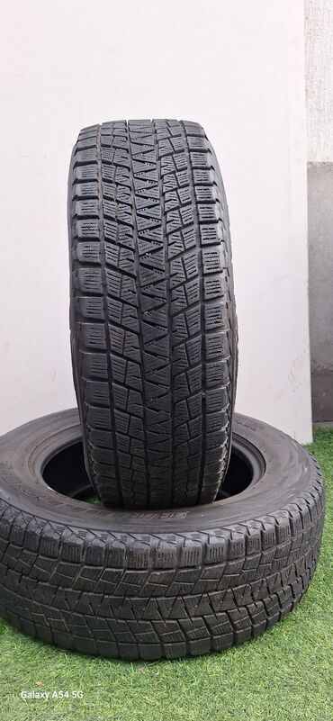 центр шины: Шины 225 / 65 / R 17, Зима, Б/у, Пара, Легковые, Япония, Bridgestone
