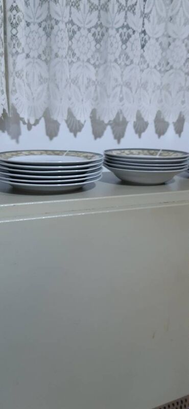 Ostali proizvodi za kuću: Očuvani tanjiri po 6kom fali jedan duboki tanjir