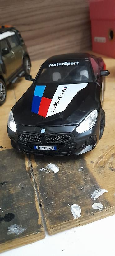 İncəsənət və kolleksiyalar: BMW Z4 1:24 model səsli və işıqlı Hər yeri açılır — 1