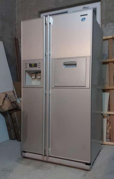 купить недорого холодильник б у: Холодильник Samsung, Двухкамерный