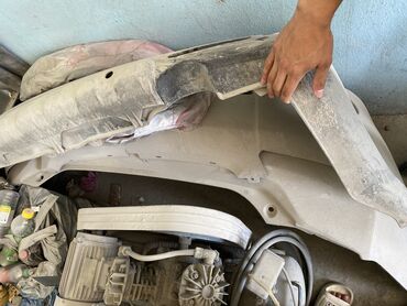 все что нужно для маникюр: Бампер Алдыңкы Toyota, Колдонулган, Оригинал