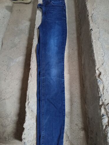 Dəstlər: Geyimlərin hər biri 50 qəpikdi. Uşaq və yeniyetmələr üçün geyimlər — 10