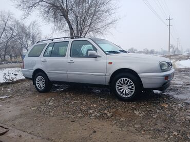 Volkswagen: Volkswagen Golf: 1994 г., 1.8 л, Механика, Бензин, Универсал