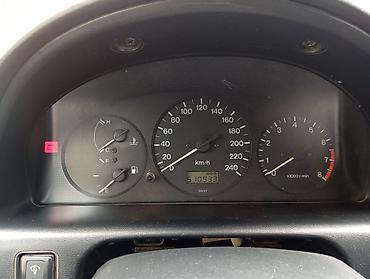 Mazda: Mazda 626: 2000 г., 1.8 л, Механика, Бензин, Хэтчбэк at lalafo.kg — 6 Mazda: Mazda 626: 2000 г., 1.8 л, Механика, Бензин, Хэтчбэк — 6