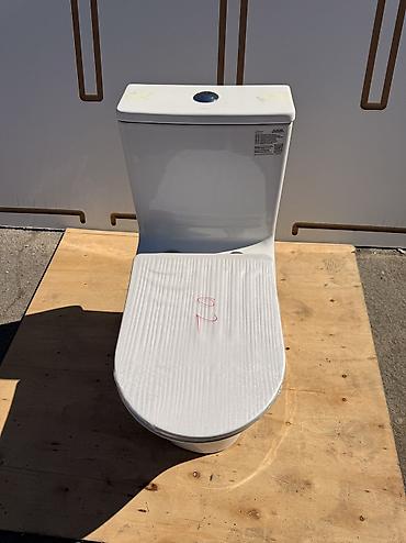 Унитазы: Унитаз Напольный, Материал: Керамика — 1