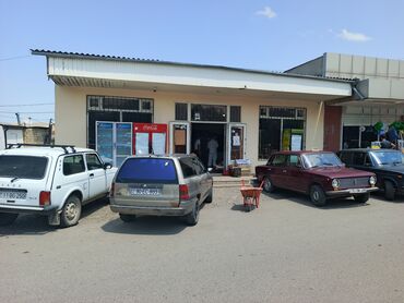 Kommersiya daşınmaz əmlakının satışı: Quba Şəhəri 22 ci məhəllədə 455 kvadrat kommersiya təyinatlı