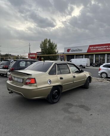 Daewoo: Daewoo Nexia: 2011 г., 1.5 л, Механика, Бензин, Седан