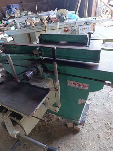 Mebel və taxta dəzgahları: NETMAK FR 2000 S – frezə dəzgahı - Marka/model: NETMAK FR 2000 S (FR — 6