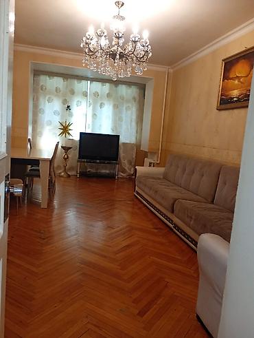 Mənzillərin satışı: Bakı, 3 otaqlı, Köhnə tikili, m. Gənclik, 90 kv. m — 9